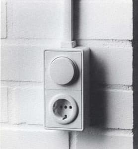 Розетка с защитой от детей Белый Gira S-color — 3