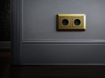 Розетка с защитой от детей Латунь — 4