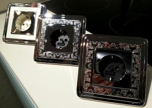 Розетка с защитой от детей Латунь — 3