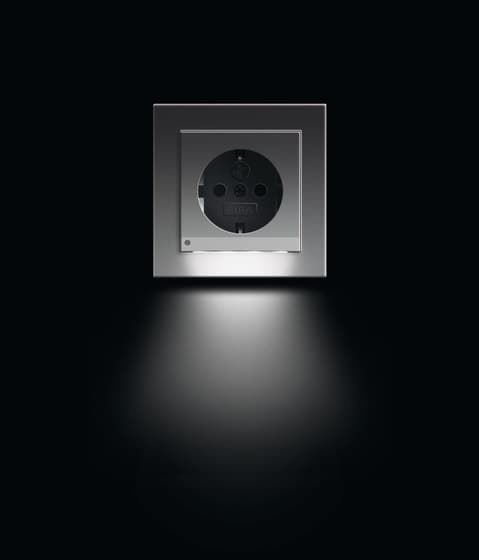 Розетка со светодиодной подсветкой Алюминий — 2